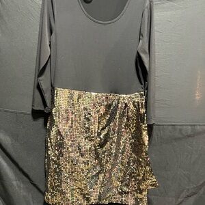 DKNY Elegant Black Top